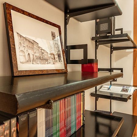 Spacious Apt With Kitchenette, Near Piazza Maggiore โบโลญญา ภายนอก รูปภาพ