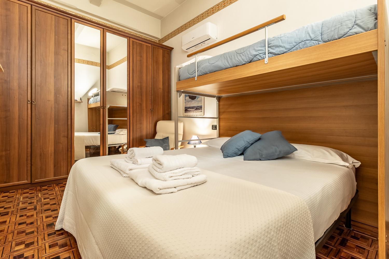Spacious Apt With Kitchenette, Near Piazza Maggiore โบโลญญา ภายนอก รูปภาพ